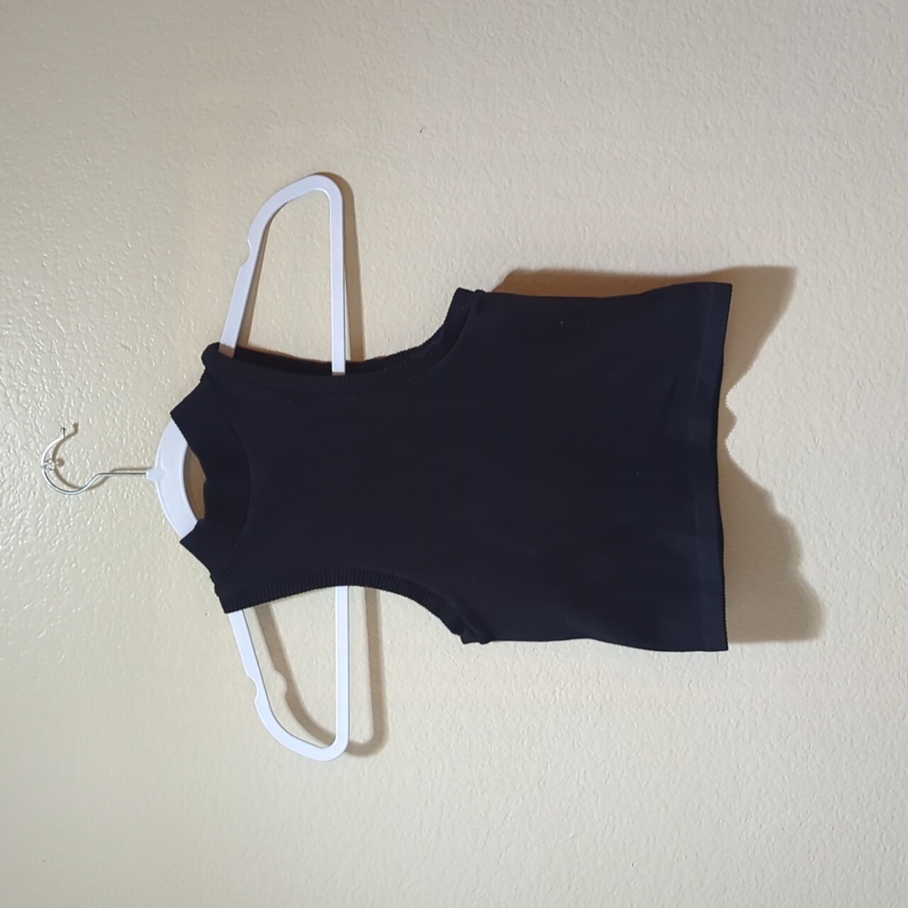 XS Black Cut Out Tank Top